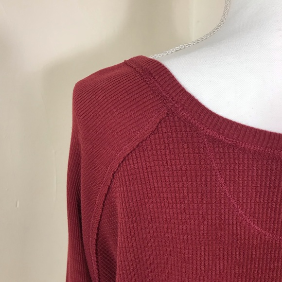 Aritzia TNA Adler thermal top - Picture 5 of 7